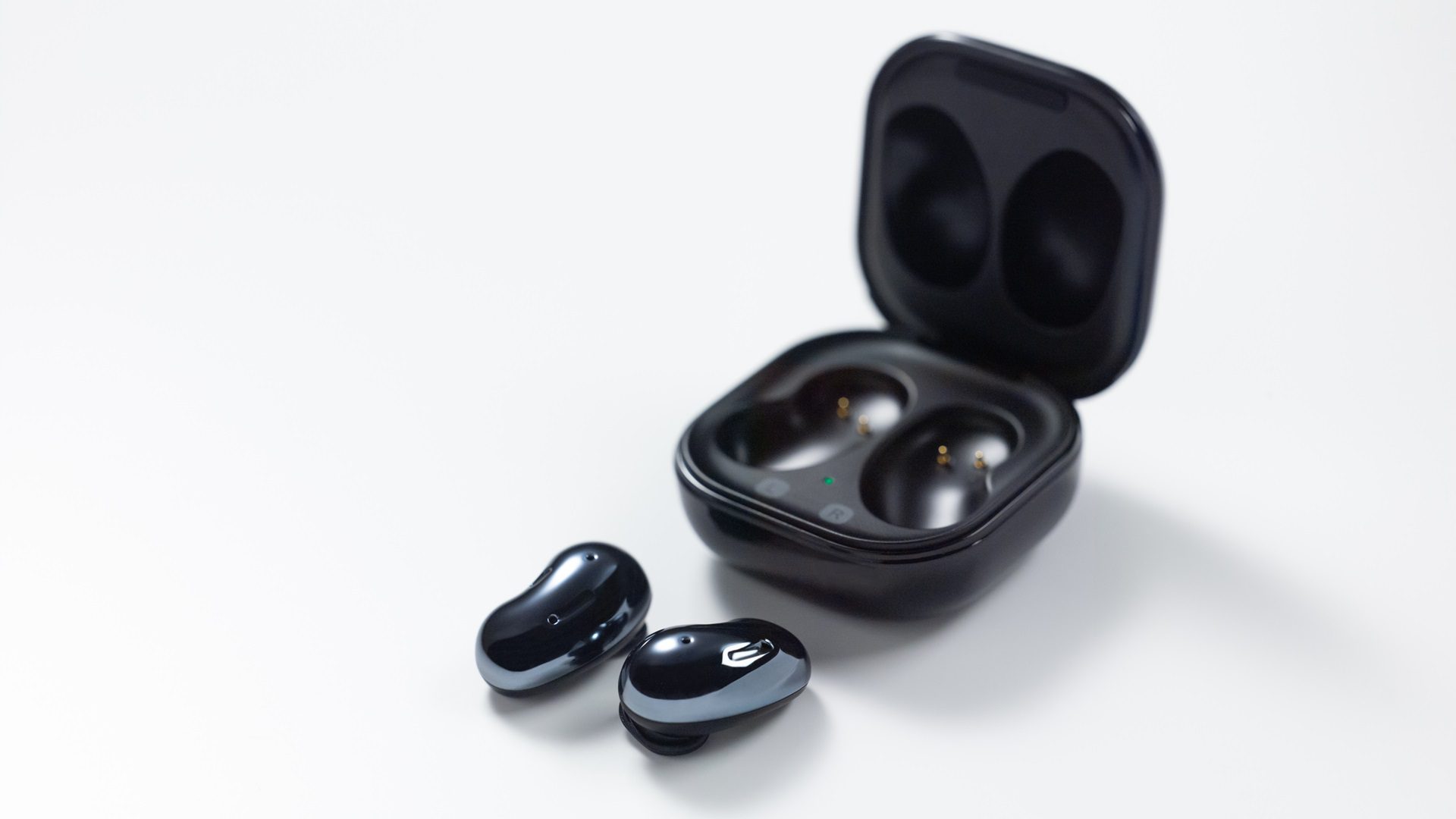  Samsung Galaxy Buds Live, Wireless Earbuds w/Active Noise  Cancelling, Mystic Black, International Version : Electronics